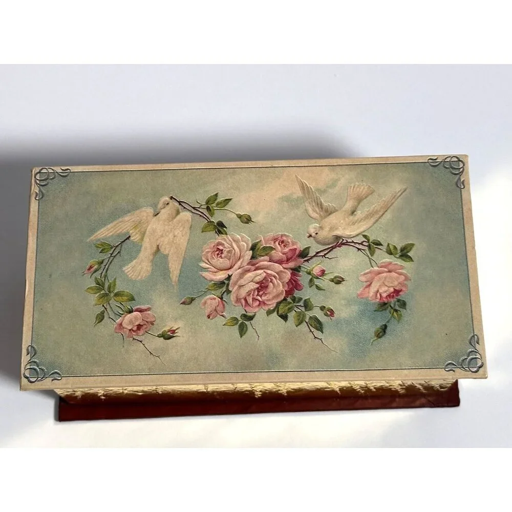 Victorian‎ Trading Co. Sculpted  Scented Guest Soap Dove Set In Decorative Box